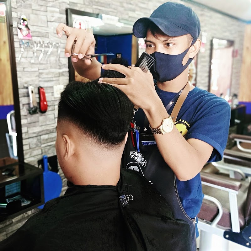 Potong Rambut, Potong Masalah: Star Barbershop Cilacap